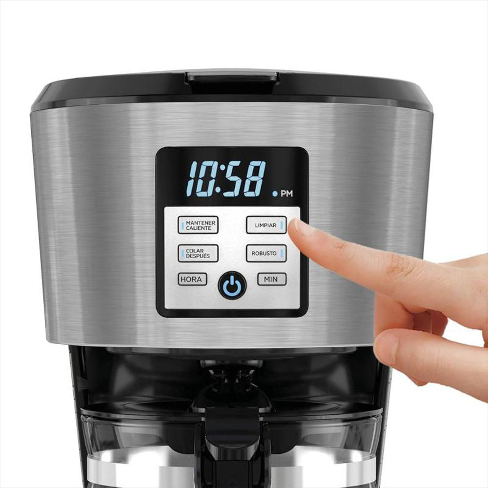 https://exitocol.vtexassets.com/arquivos/ids/10262991/cafetera-digital-12-tazas-programable-cm1331s-la-black-decker.jpg?v=637684474147700000