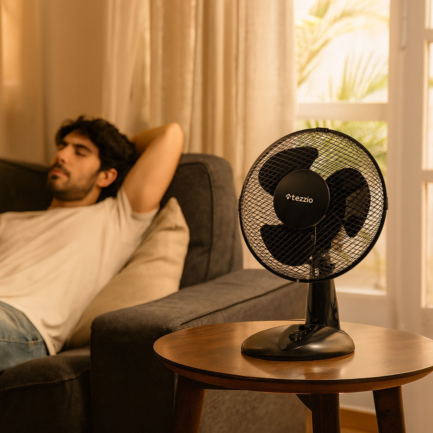 Ventilador de Mesa Tezzio 9” con Oscilación y 3 Velocidades img #2