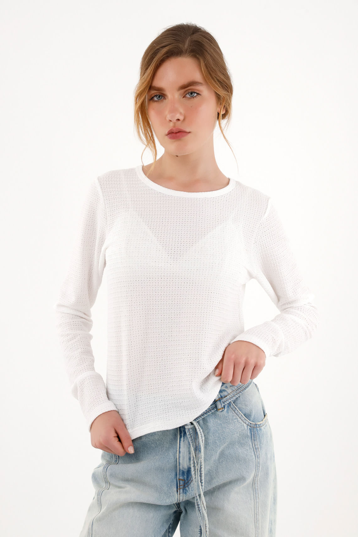Camiseta blanca cuello redondo con textura para mujer