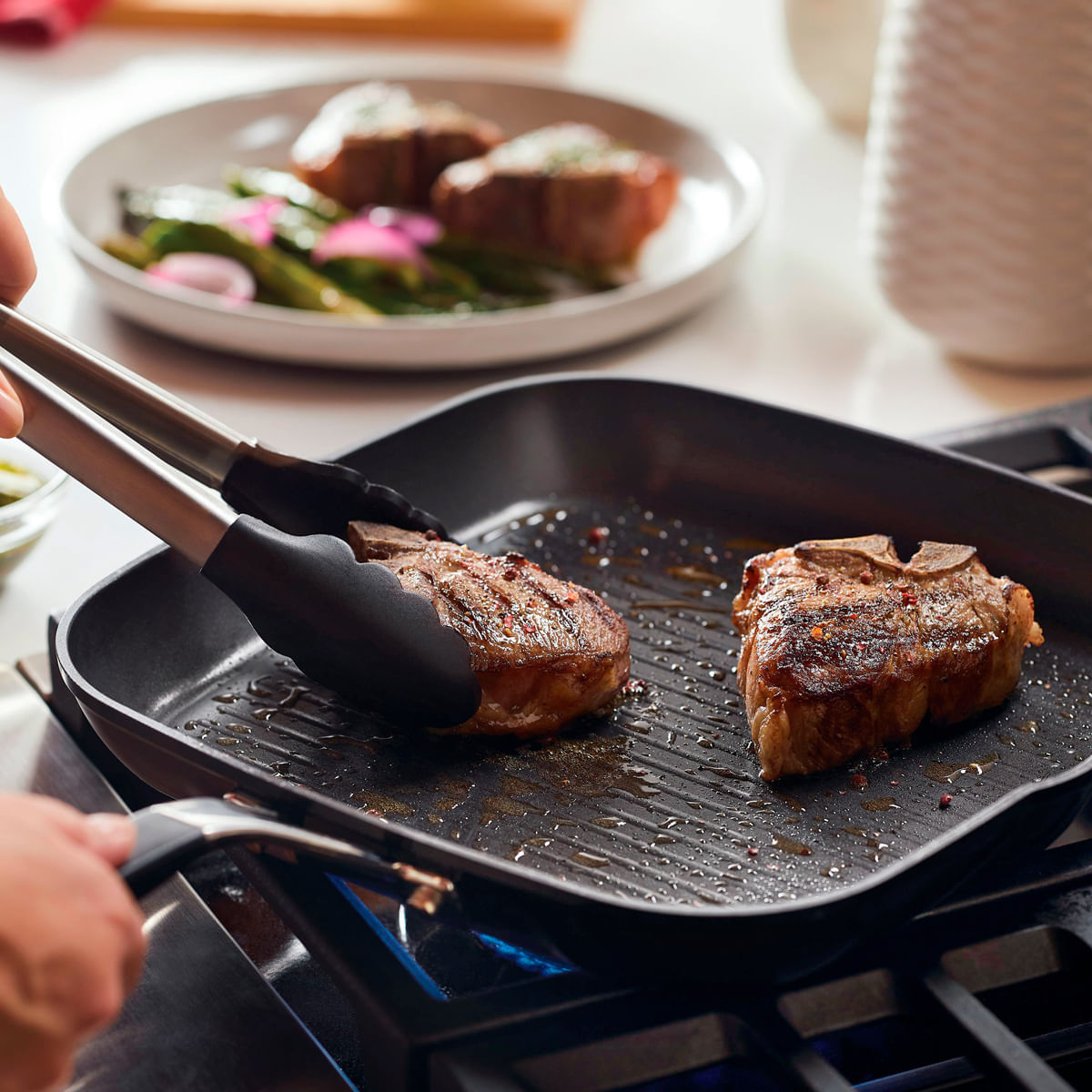 Plancha con grill 29cm, anodizado duro antiadherente. Negro Onyx KitchenAid. img #4