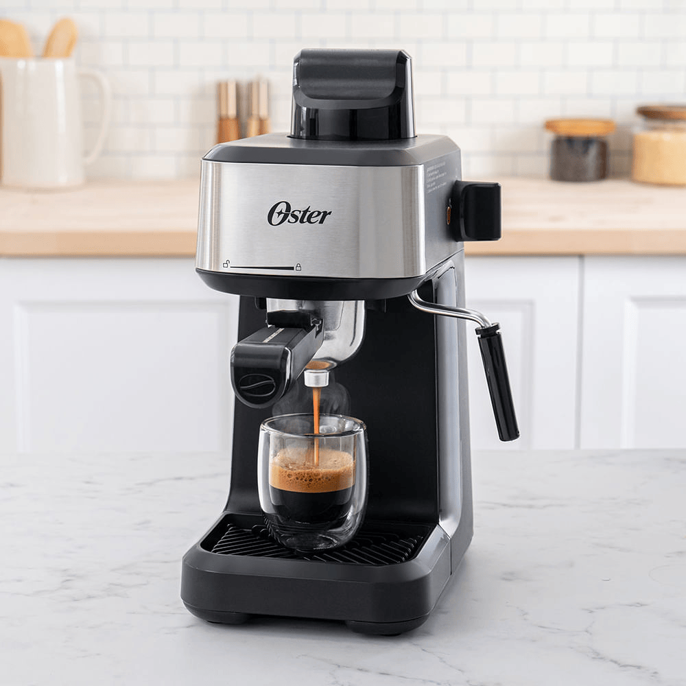 Cafetera Oster Espresso y Cappuccino 4 Tazas BVSTEM3300 Negro img #8