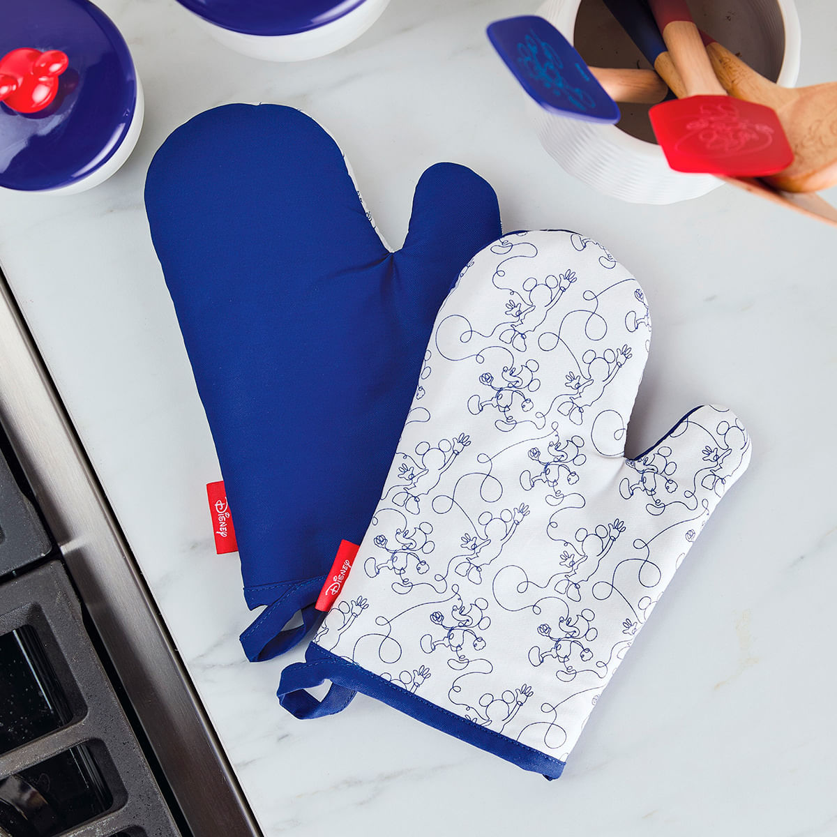 Guantes para horno. Colección Disney Home Bon Voyage. Farberware. img #4