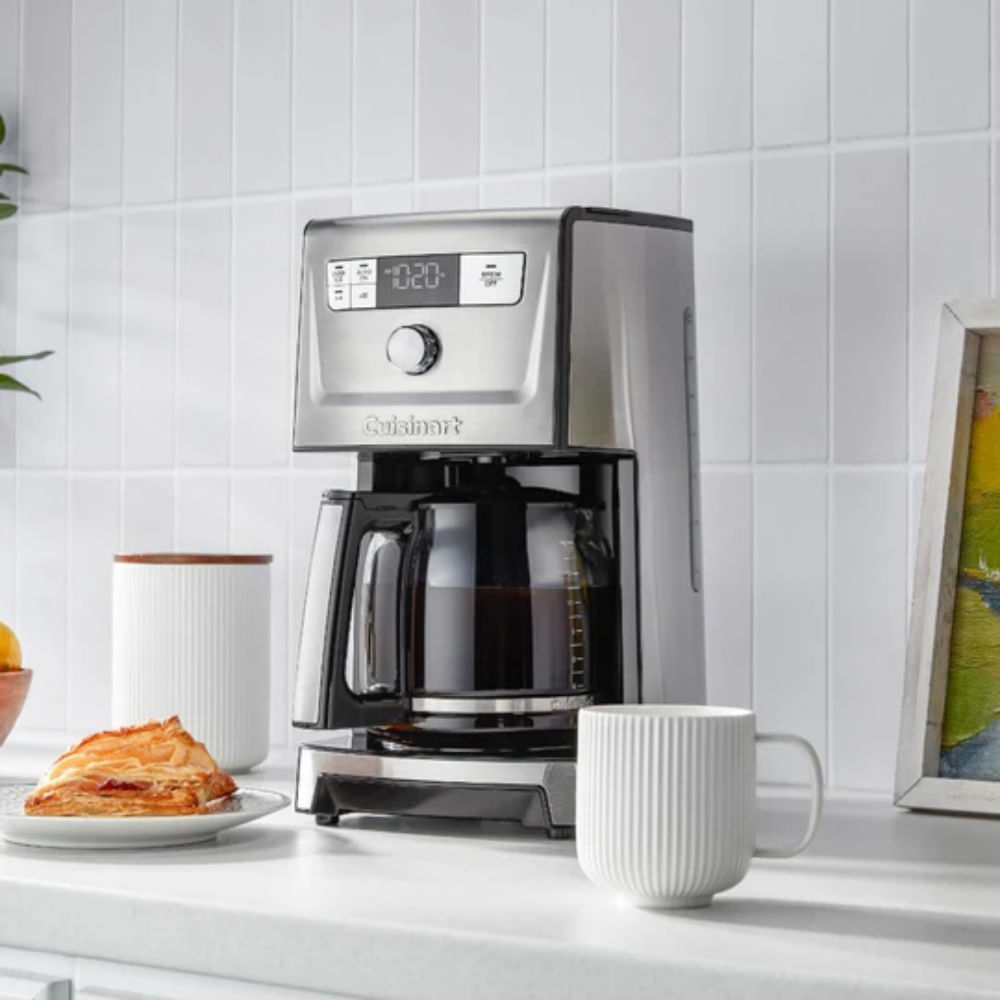Cafetera Cuisinart PerfectTemp 14 Tazas DCC-3500SSCC Negra img #5