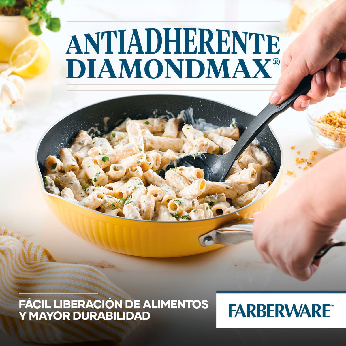 Sartén con picos vertederos DiamondMax® Farberware img #5