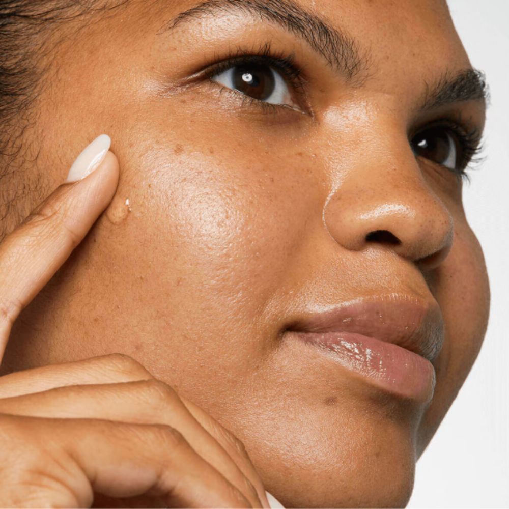 Acne Solutions Gel Limpiador Clínico – Clinique img #2