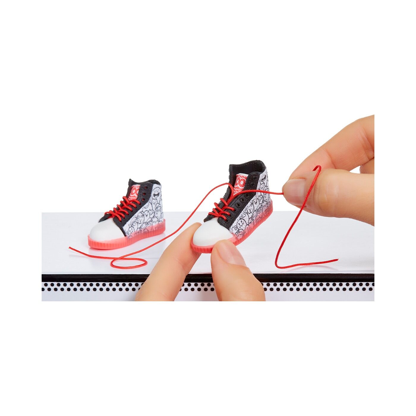 Set Sorpresa Miniverse Mini Sneakers Coleccionable img #13