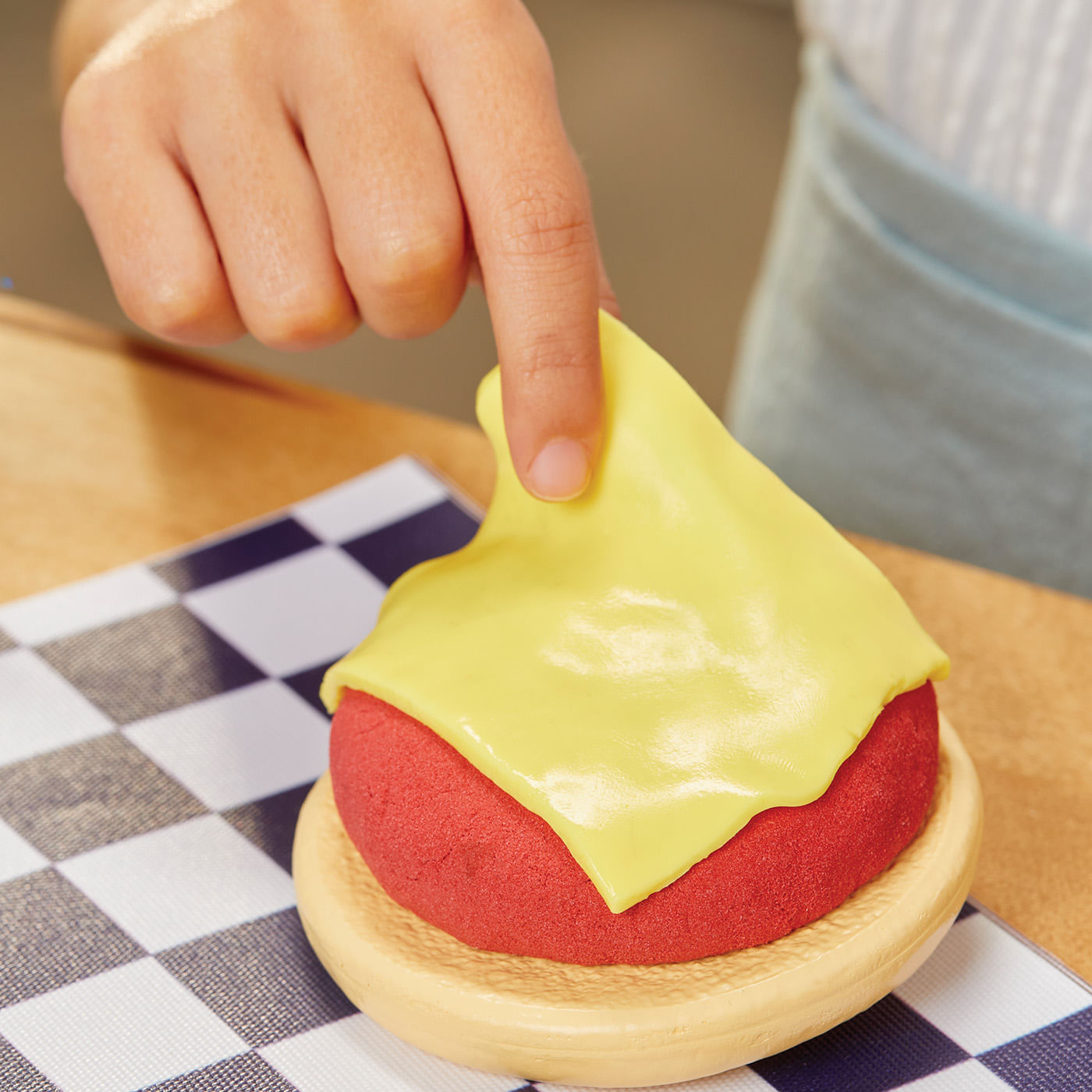 Playset De Masas Moldeables Creative Chefs Cheeseburger And Fries Little Tikes img #12