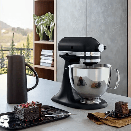 Combo Batidora Artisan 4.7 L Matte Black + Regalo batidor de borde flexible img #6