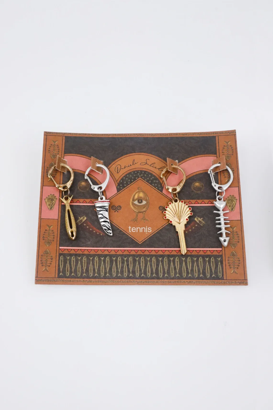 Set de mini charms con dijes mixtos en metal bicolor para mujer img #1