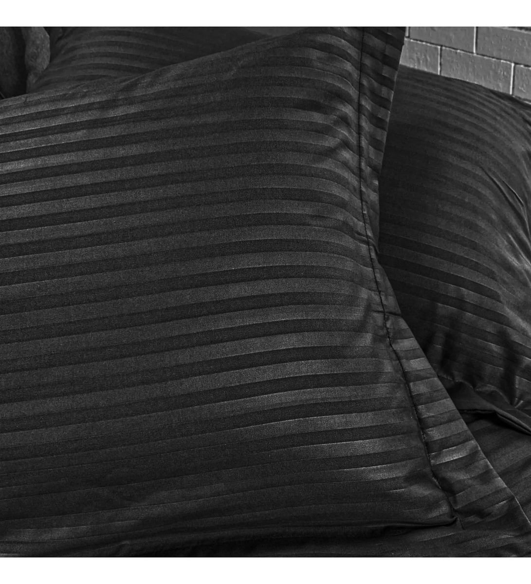 Edredon Cubrelecho Premium Negro Cama Doble Fundas Almohadas img #3