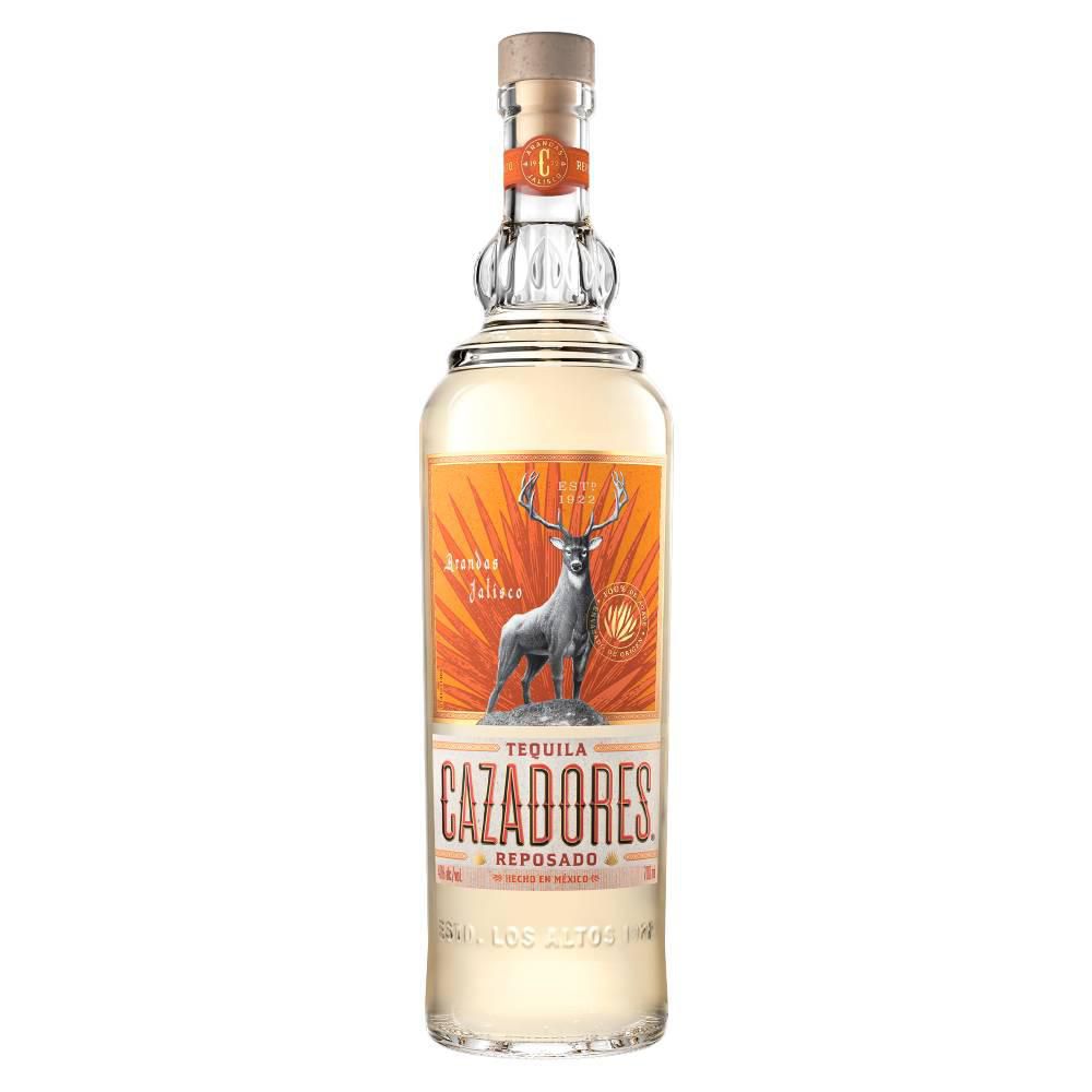 Tequila CAZADORES reposado  (700  ml) img #1