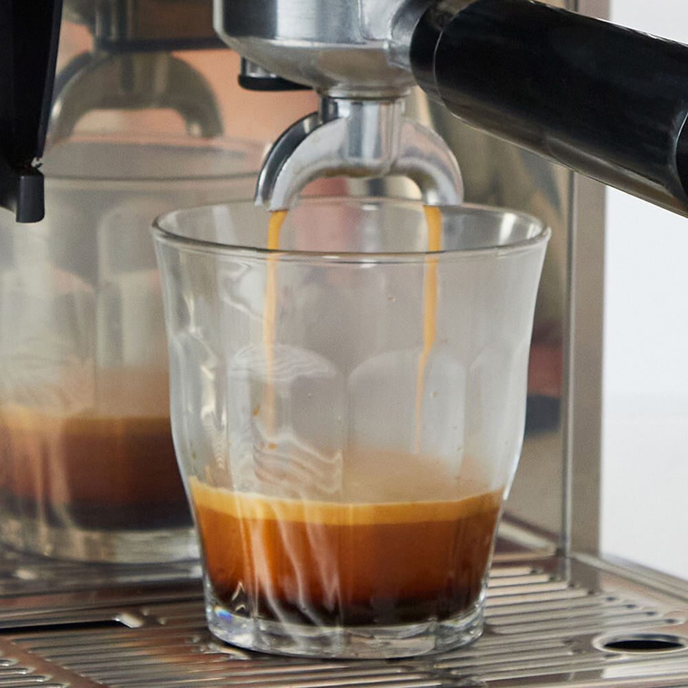 Cafetera Oster Espresso Perfect Brew BVSTEM7400 Plata img #10