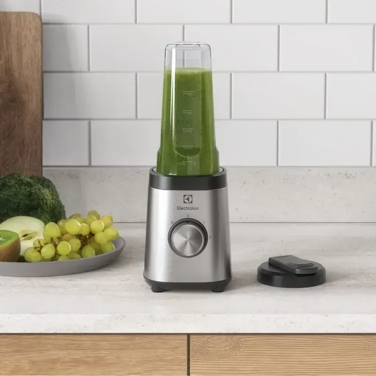 Licuadora Portátil Personal Electrolux 2 Vasos 320W BSE20 Inox img #5