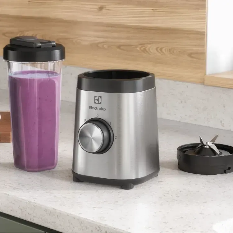 Licuadora Portátil Personal Electrolux 2 Vasos 320W BSE20 Inox img #6