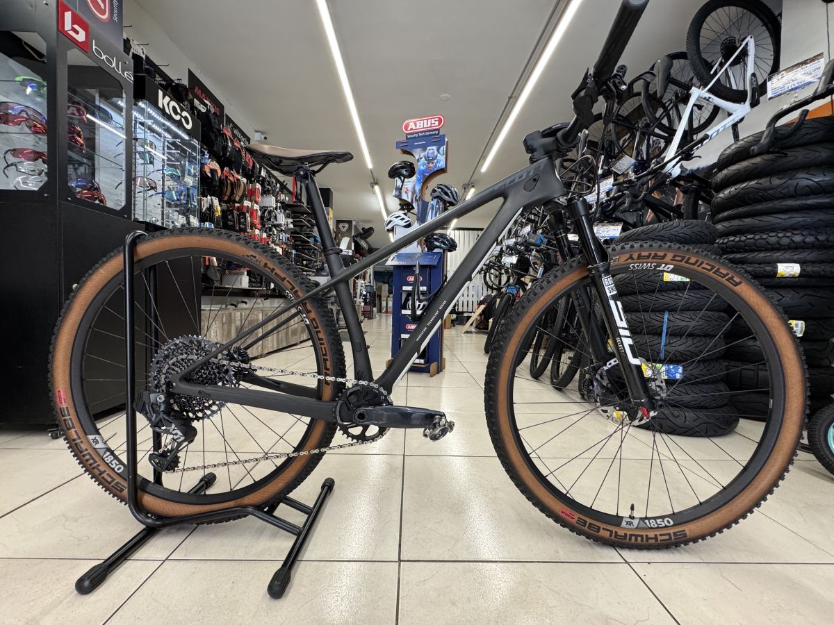 Bicicleta MTB Scott Scale RC Team Issue Axs Usada Negra img #1