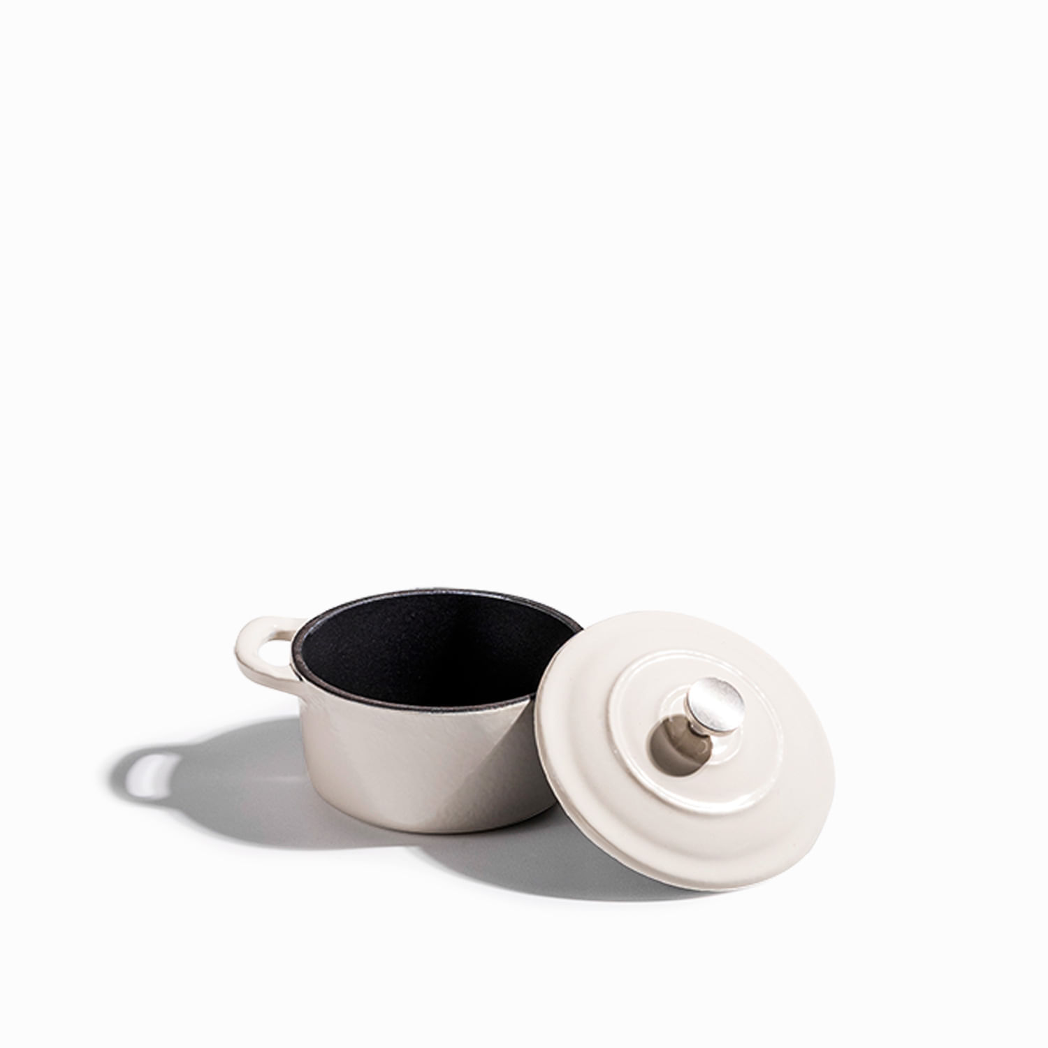 Mini olla blanca 10cm en hierro fundido img #4