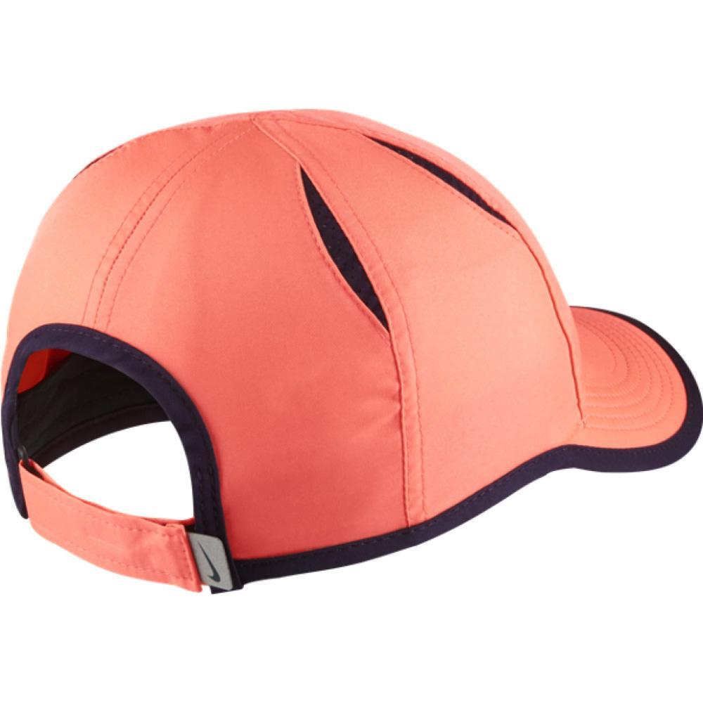 gorras nike women